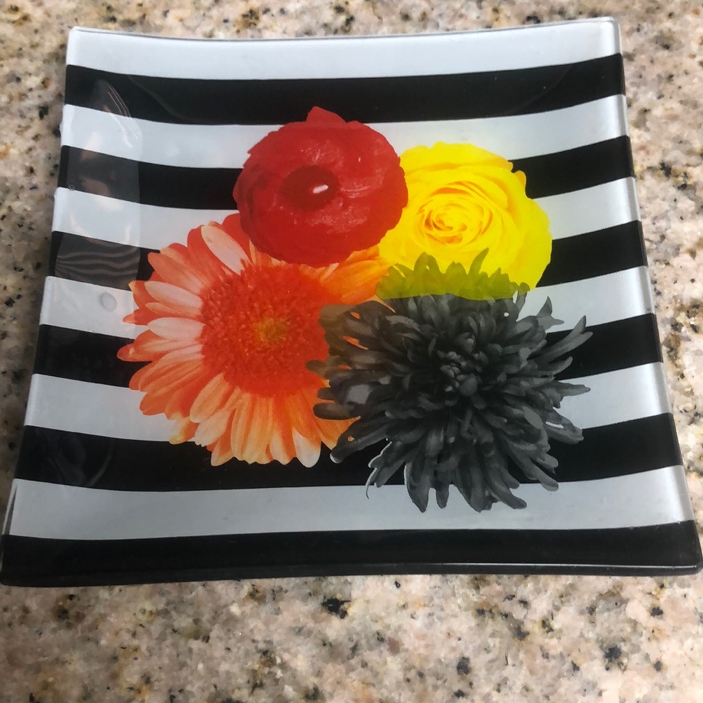 Beautiful Trinket dish!